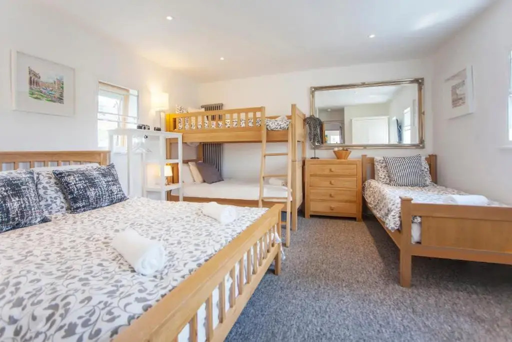 The Roof Terrace Maisonette - City Centre (BSM)