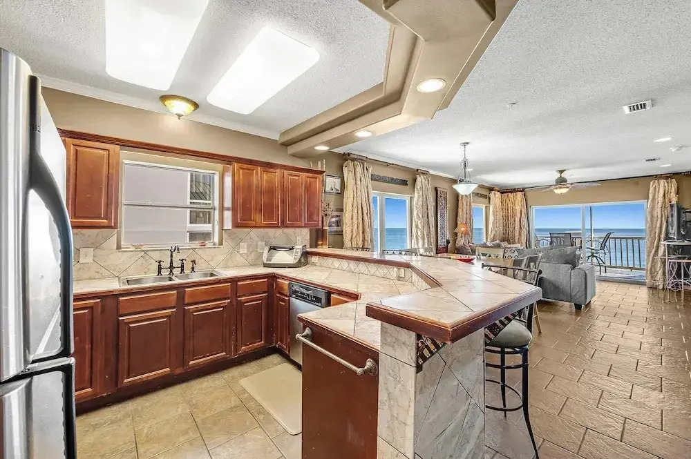 Riviera Dunes 501