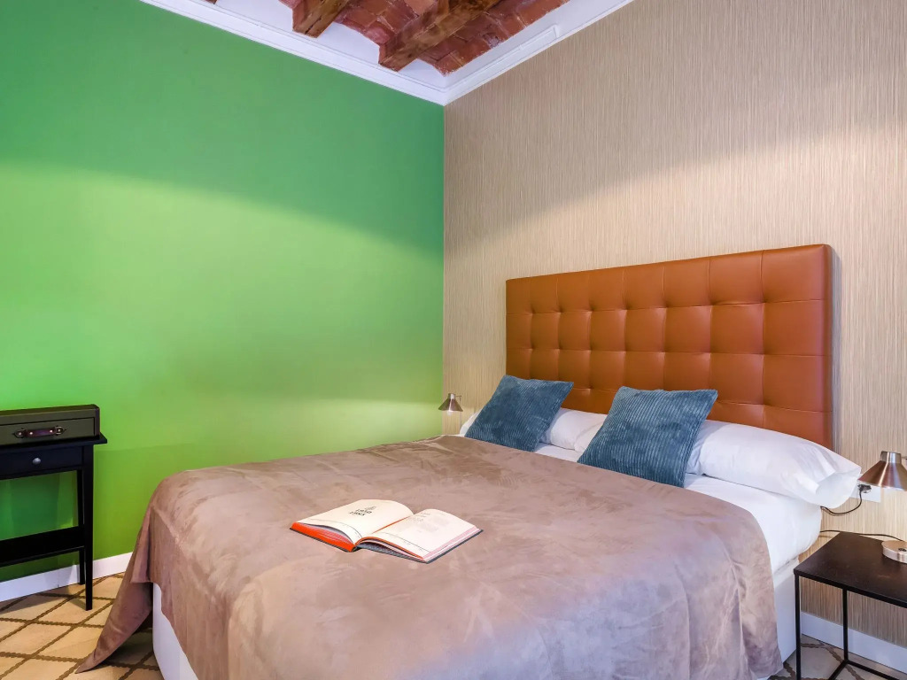 Urban District - St. Antoni Market Apartment