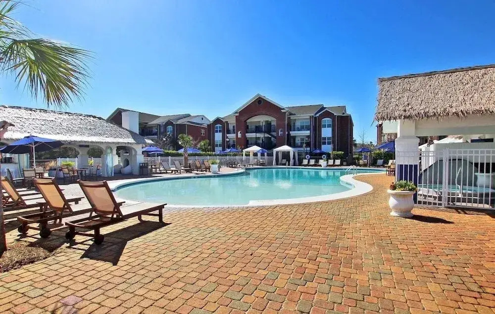 Emerald Greens 1102 - 1 Br condo
