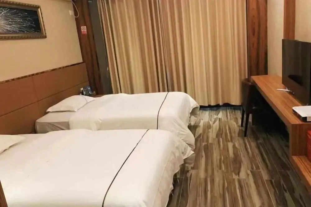Yanyangtian Hotel