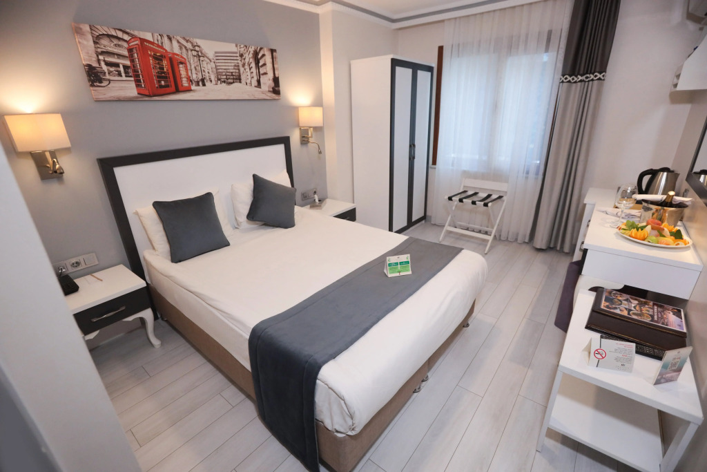 Skalion Hotel