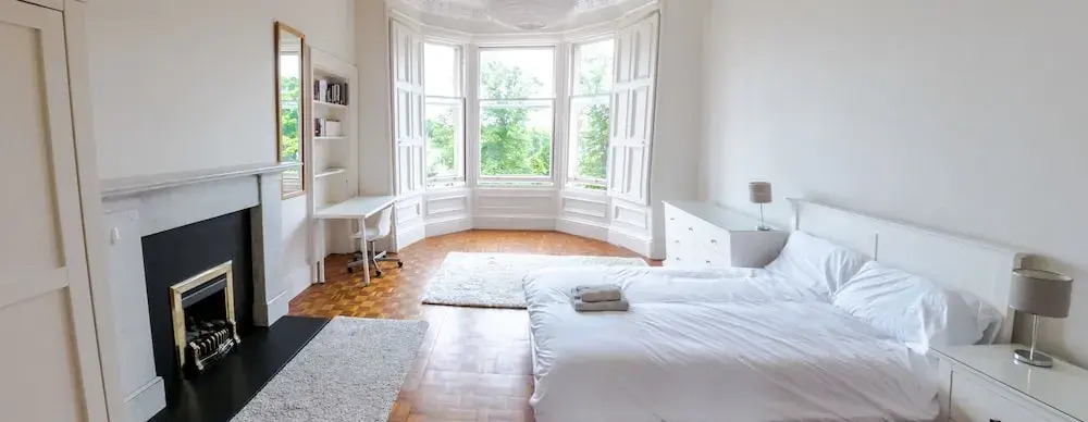 Silver Lining - Loft Studio with Parking