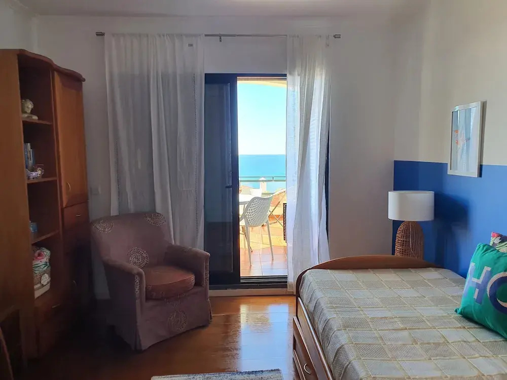 Luzia's Apartment - 2 Bedroom Apartment Sleeps 4