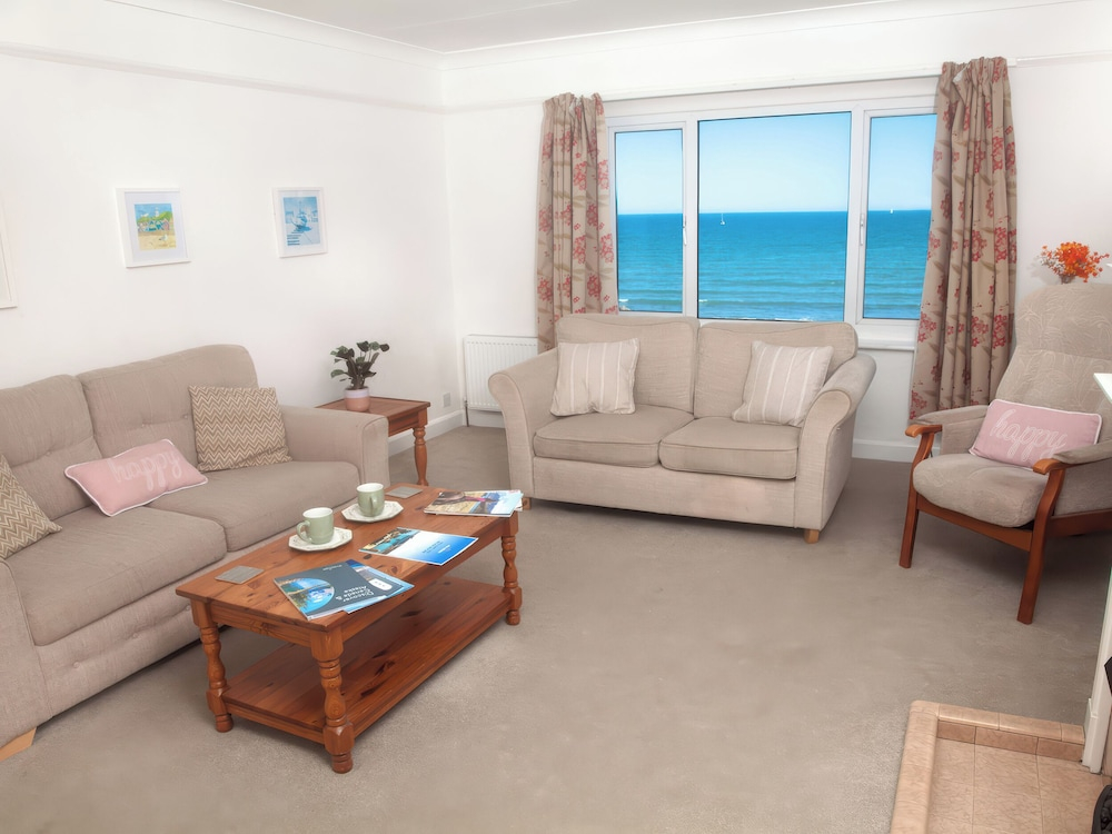 Weymouth Bay Apartment C