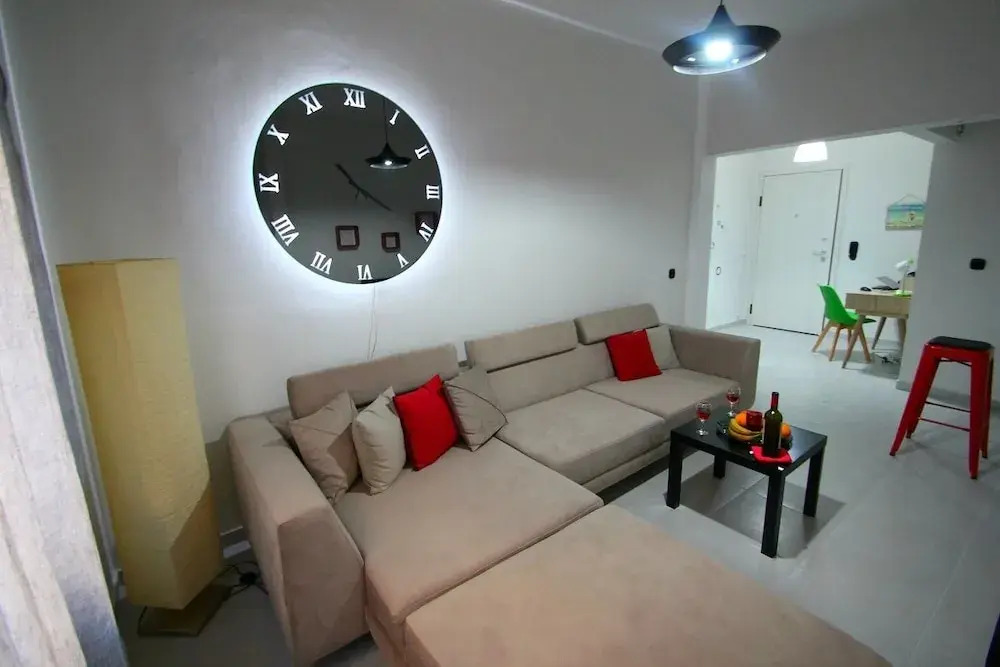 Downtown Stylish Nest