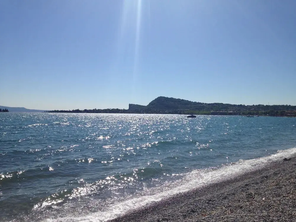 Comfortable Apartment With air Conditioning on Lake Garda