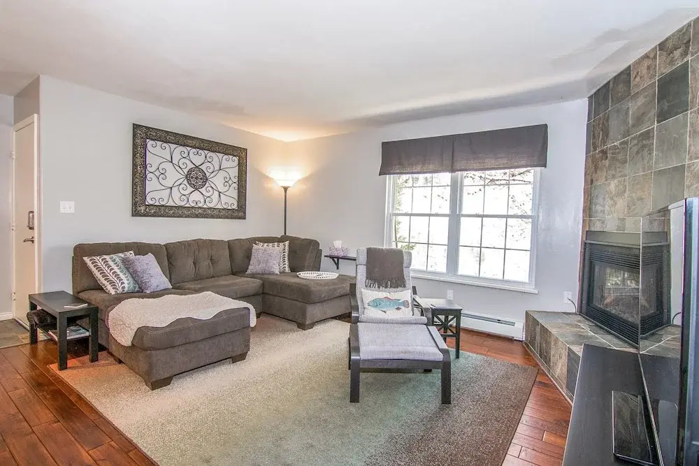 East Vail Condo Near Skiing, Hiking by RedAwning