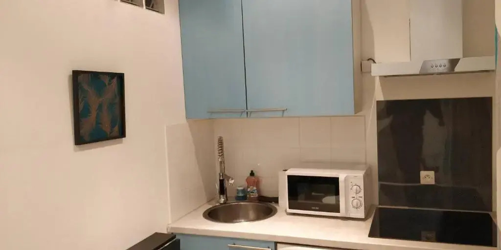 Modern apartment and studio near the metro