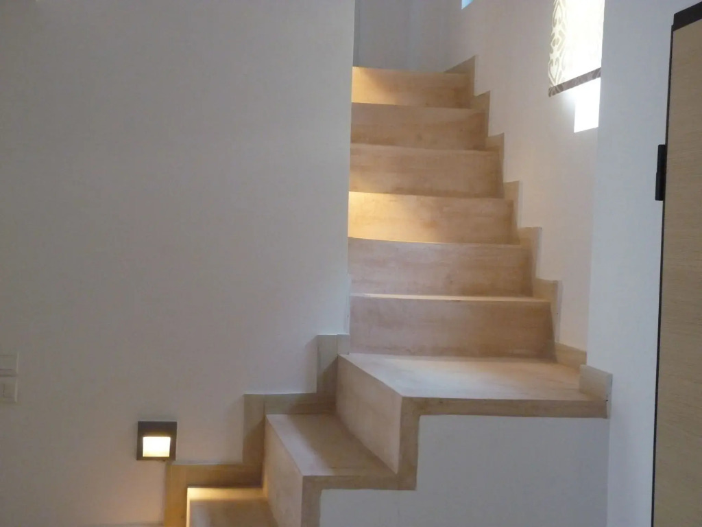 Ilianthos Apartments & Studios