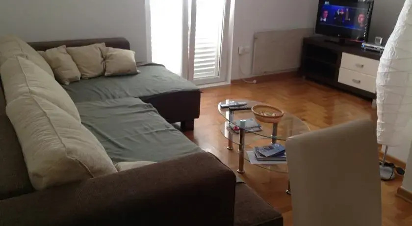 Apartment Biserka