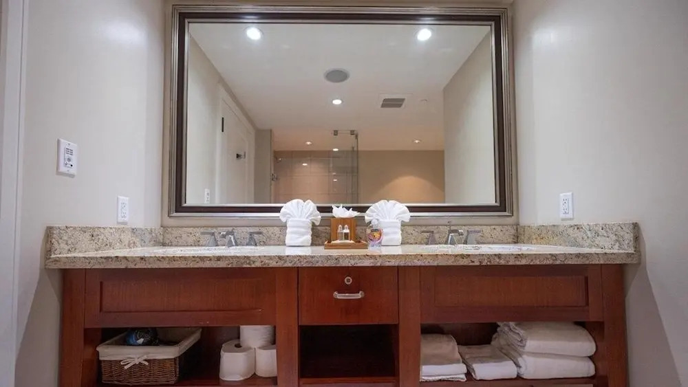 Maui Westside Properties: K301 Amazing 2 Bed W/bbq 2 Bedroom Condo