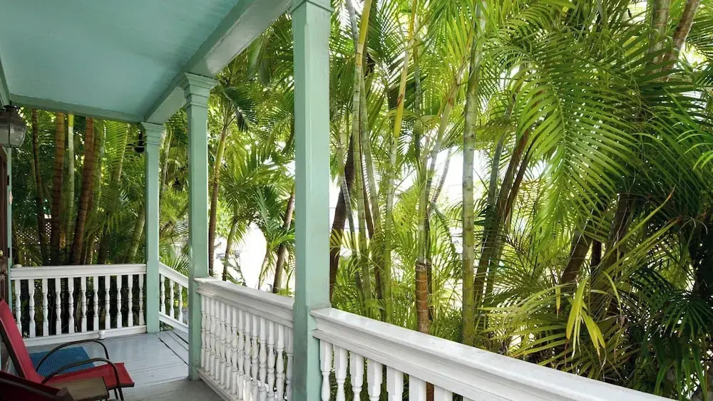 First Breath by Avantstay Close to Old Town w/ Pool Month Long Stays Only