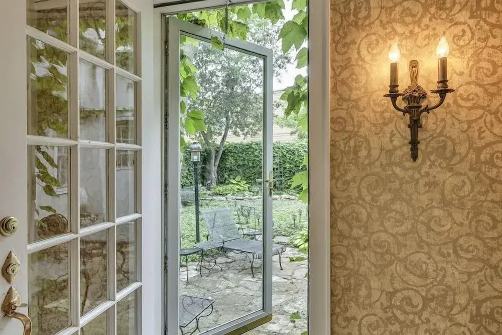 Victorian Ivy