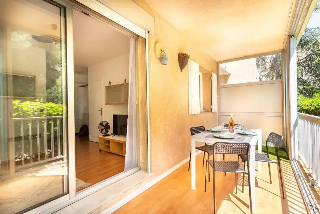 Tranquil 1 bedroom close to the beach with terrace - Dodo et Tartine