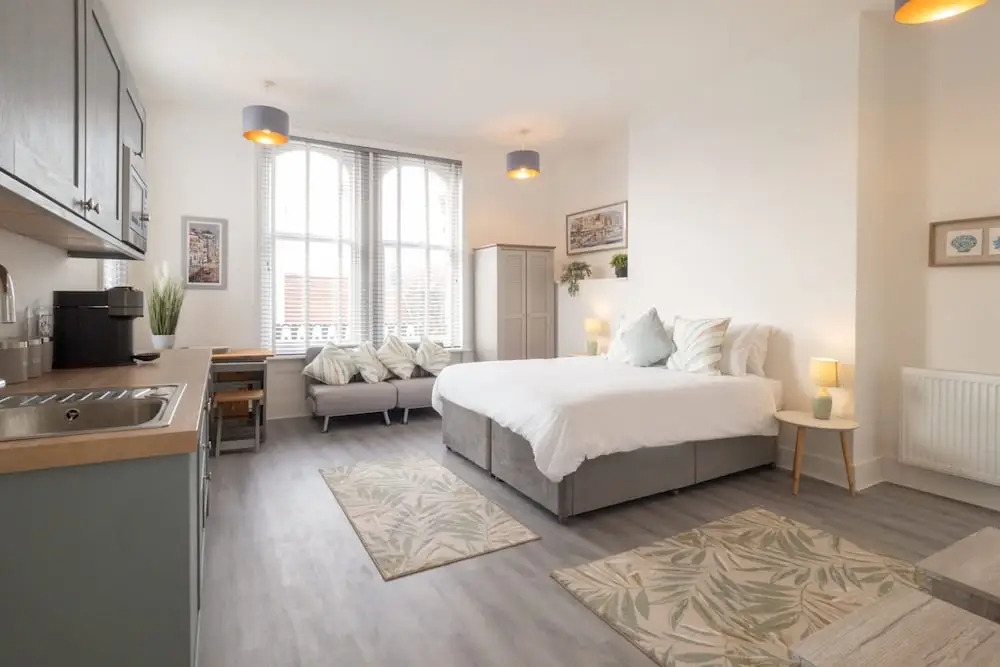 Host Stay Harbour Point