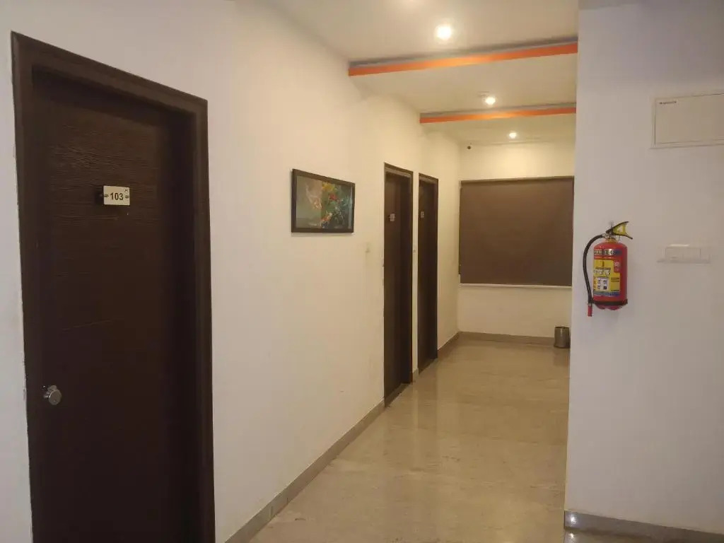 Hotel Dhruv Palace Bengaluru