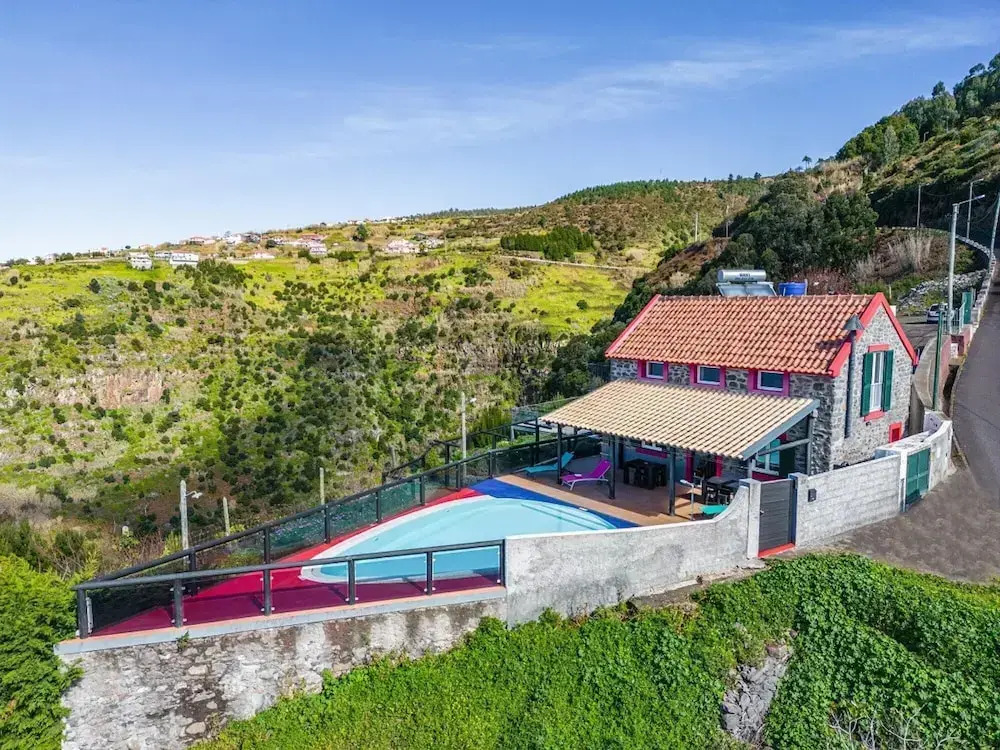 Ocean Panorama House by Homie