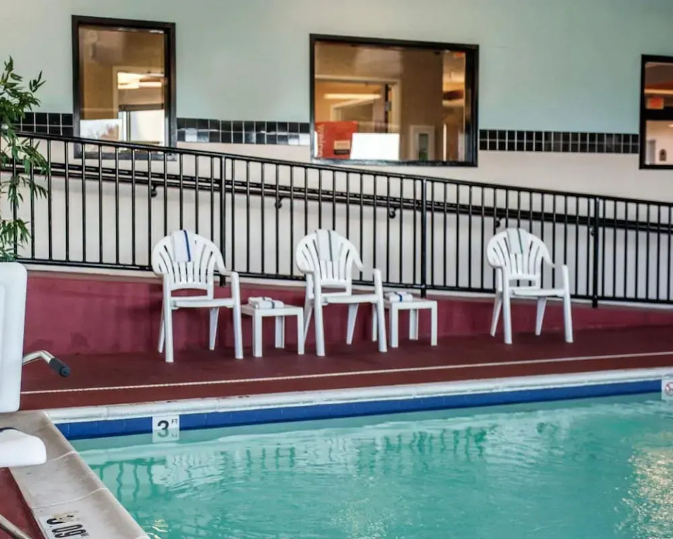 Comfort Inn & Suites