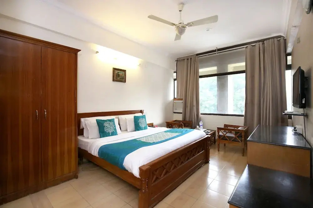 OYO 3932 Welcome Residency Hotel 35