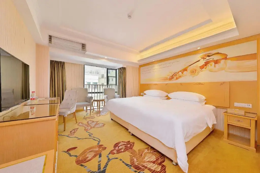 Vienna Hotel Xixiang Gushu