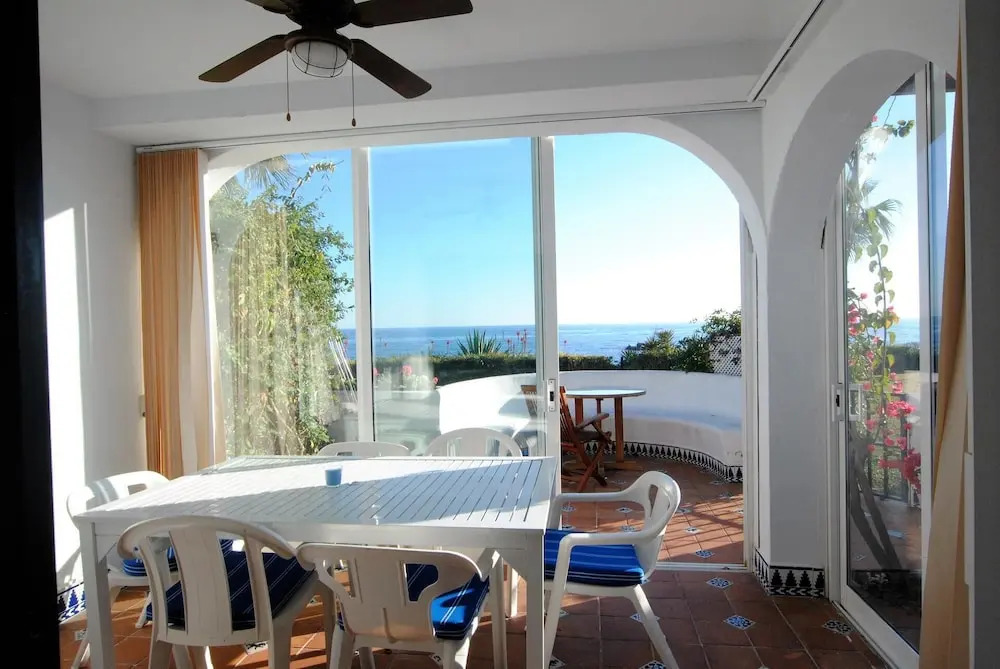 Villa Pino Beachfront Bungalow
