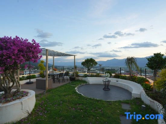 Yuchen Yage Hanging Gardens | Boutique Stay (Lijiang Sanyi Airport)