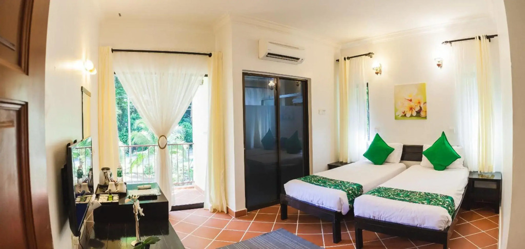Anjungan Beach Resort