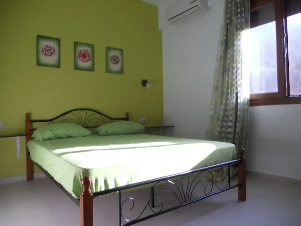 Armonia Uphoria Villa
