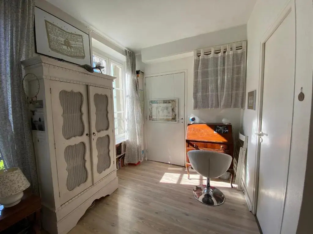 Lacadémie de Clémence, Guest House Paris-Roland-Garros