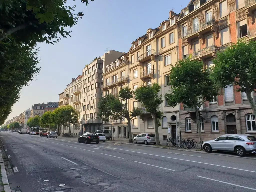 STRASBOURG CENTRE le 85, Superbe F5, 125m2, 5 Pièces