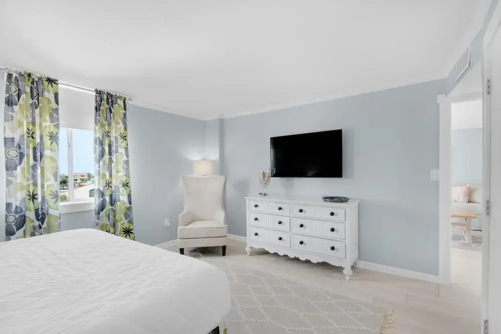 Dolphin Point 404c