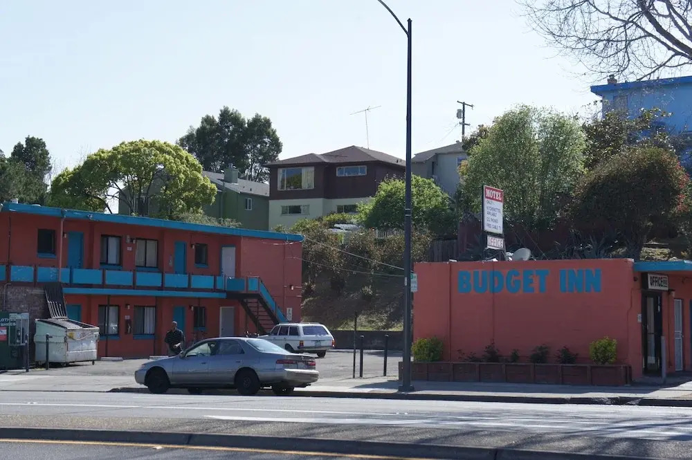 Budget Inn