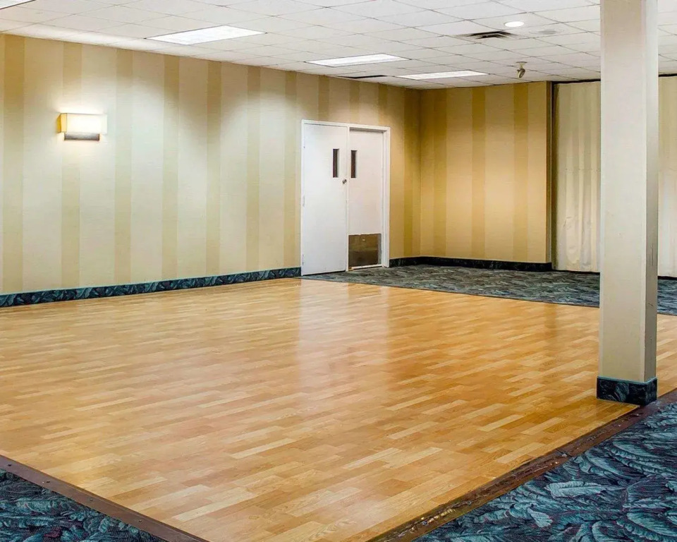 Wilkes-Barre Inn & Suites