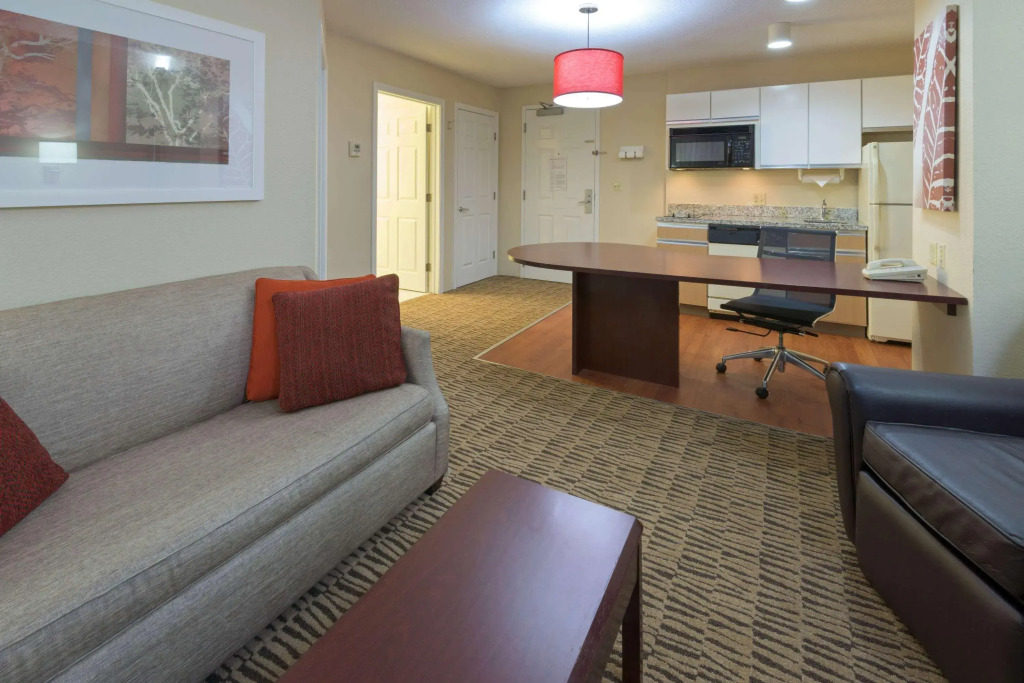 Hawthorn Suites by Wyndham Hartford Meriden