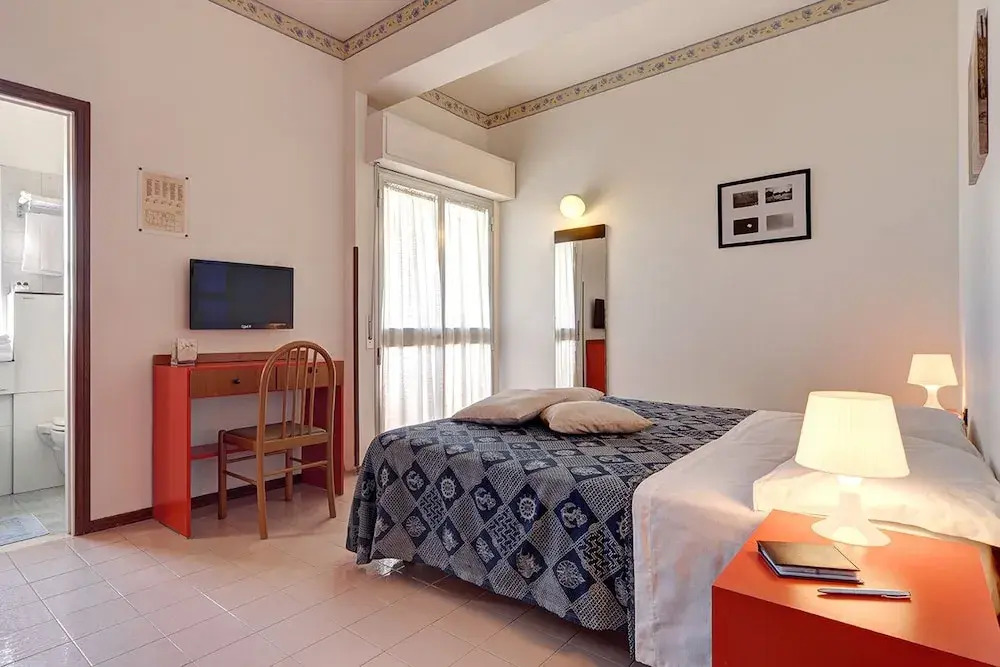 Hotel Prestige