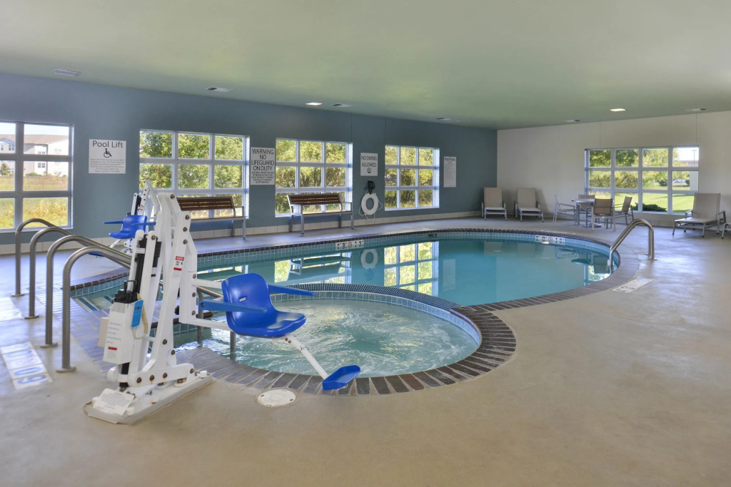 Holiday Inn Express Hotel and Suites Stevens Point by IHG