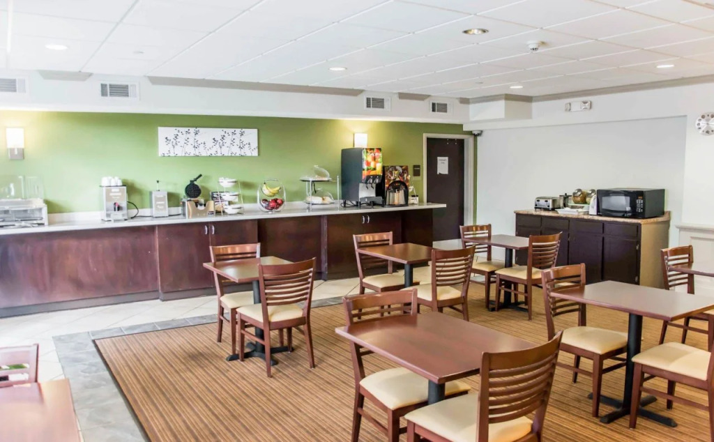 Sleep Inn & Suites Downtown - Convention Center