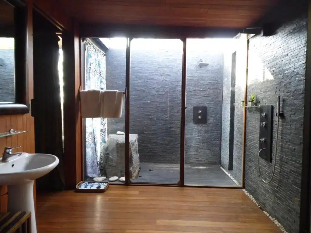 Monte diVino Lodge