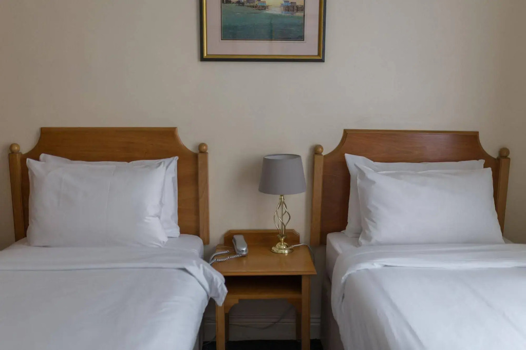 Mornington Victor Hotel London Belgravia