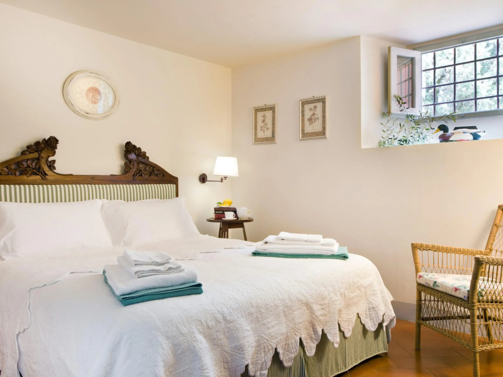 This beautiful apartment in a small Tuscan house.