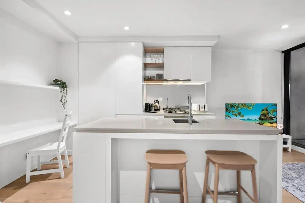 Stylish Apartment in Ikebana Complex