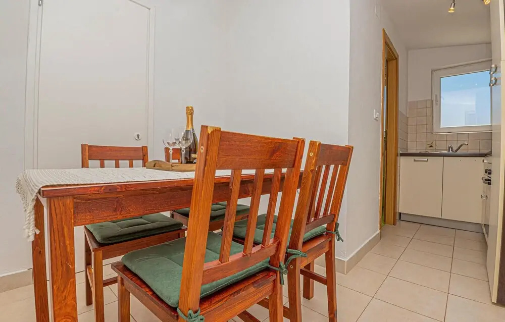 Amazing Apartment in Brodarica With Wifi and 1 Bedrooms