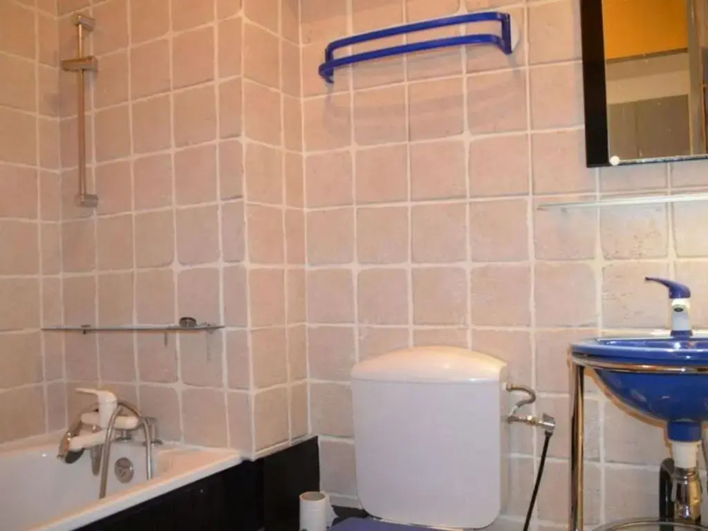 Appartement Les Menuires, 1 pièce, 2 personnes - FR-1-452-264