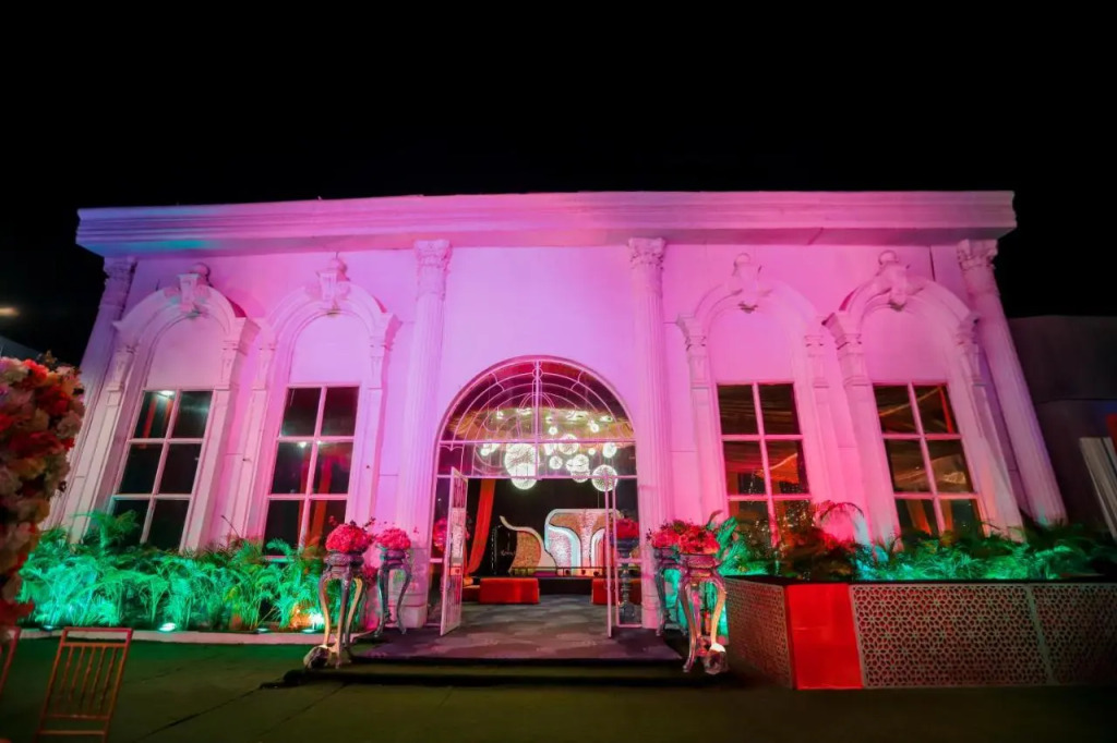 Bel-La Monde Hotel NH8 at 6km from IGI Airport Delhi
