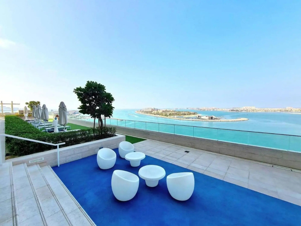 Dubai Harbour- Beach Vista 1 603