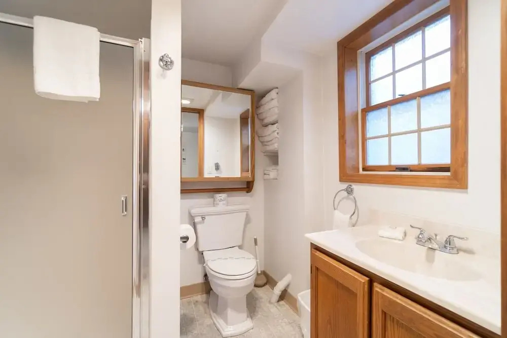 Harris Hideaway 5 Bedroom Home