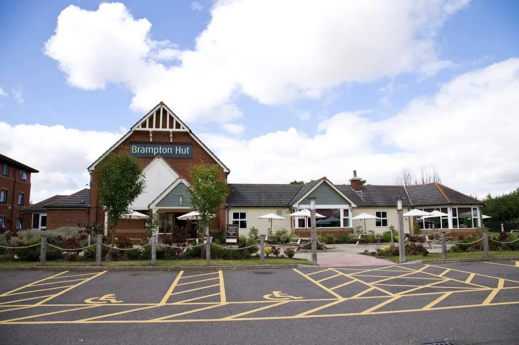 Premier Inn Huntingdon (A1/A14)