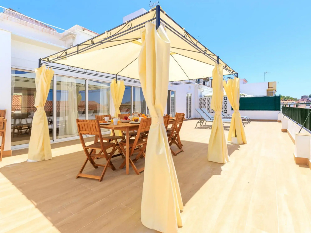 LA MERCED Penthouse 4BR 2BT Private Terrace