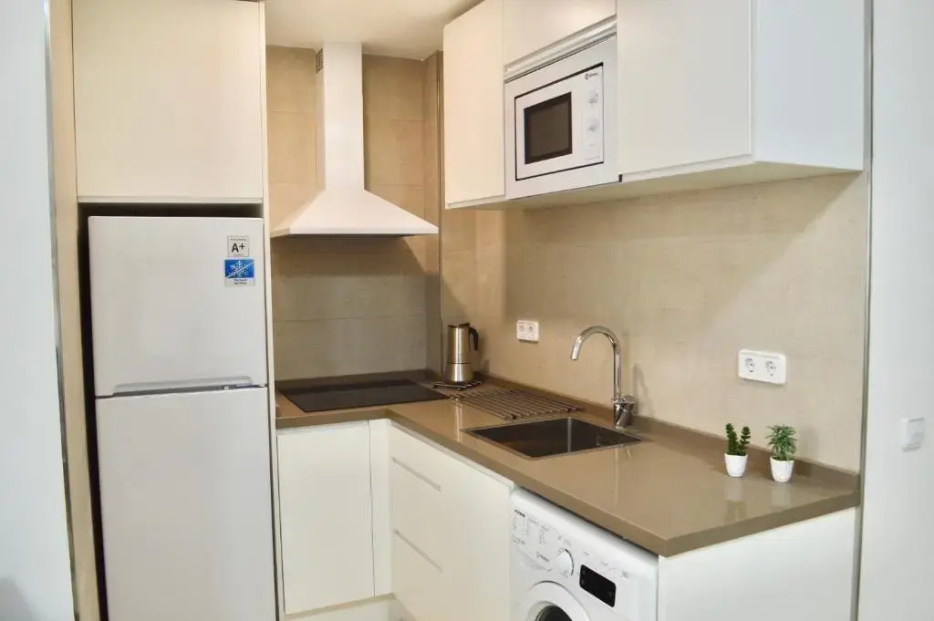 Apartamento Adriana. Céntrico, a 50m de la playa.